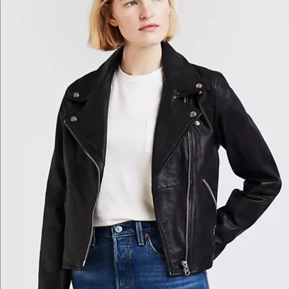 LEVI’S LEATHER MOTO JACKET